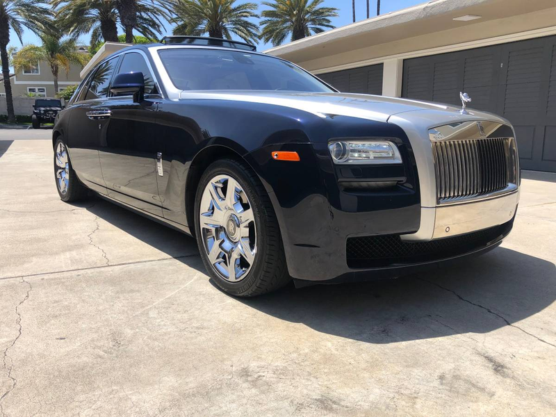 Illustration for article titled At $89,975, Could This 2011 Rolls Royce Ghost Put You Into the Spirit of Ecstasy?
